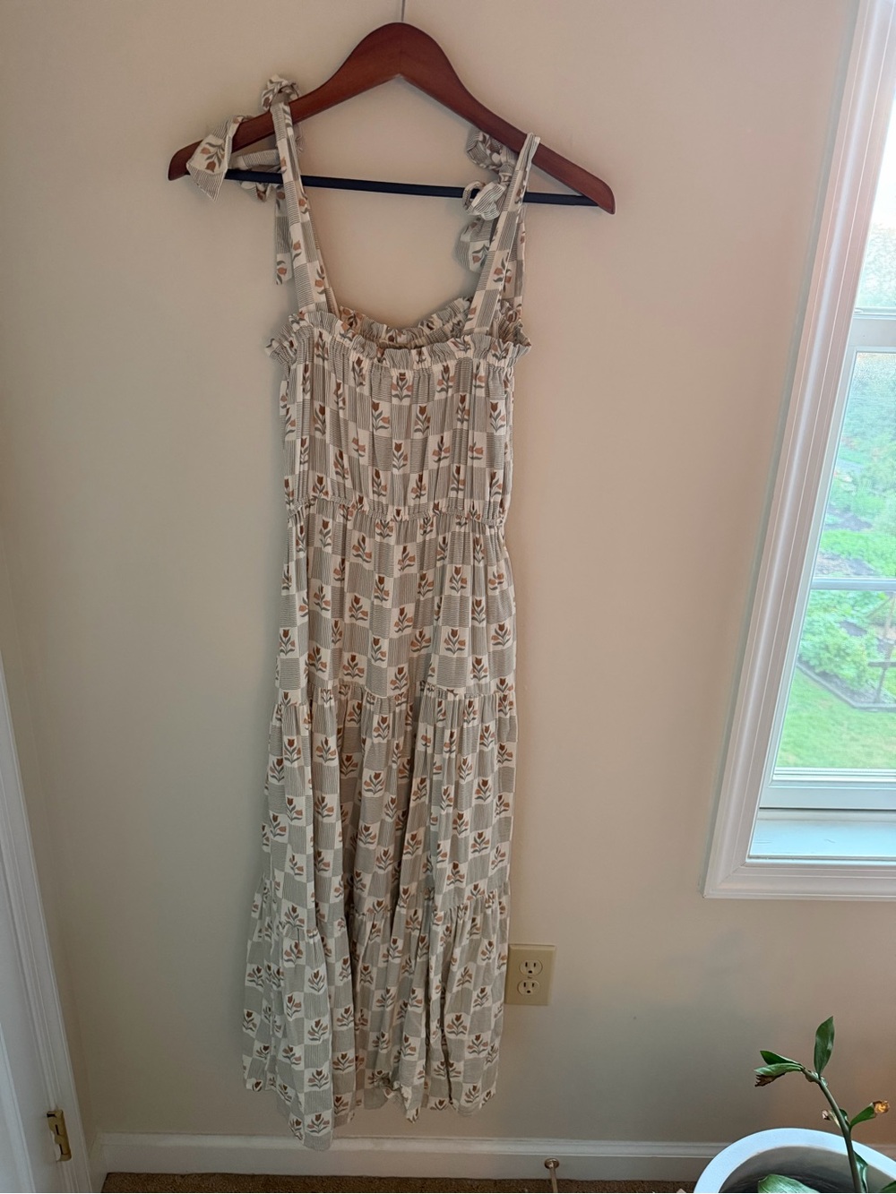 Rylee + Cru Cream Floral Tie-Shoulder Maxi Dress - Picture 2 of 3